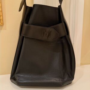 Louis Vuitton Vintage Black Sac D’Epaule Epi Leather Bucket Bag